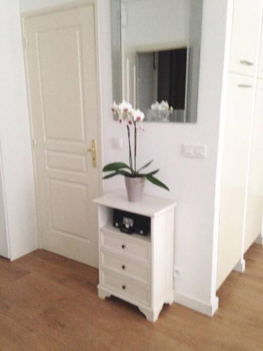#28 1 Bdr Flat Ac Balcony Hper Central 10Mins To Beach & Old Town Nice Eksteriør bilde