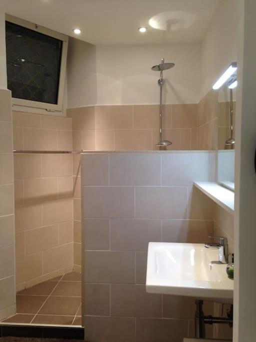 #28 1 Bdr Flat Ac Balcony Hper Central 10Mins To Beach & Old Town Nice Eksteriør bilde